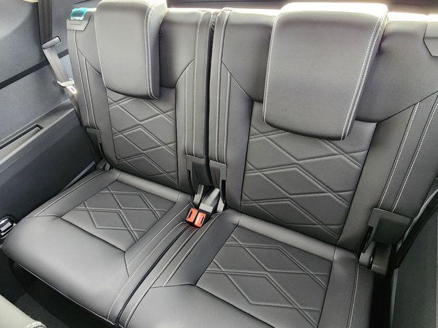 new 2026 Volkswagen Atlas car, priced at $40,875