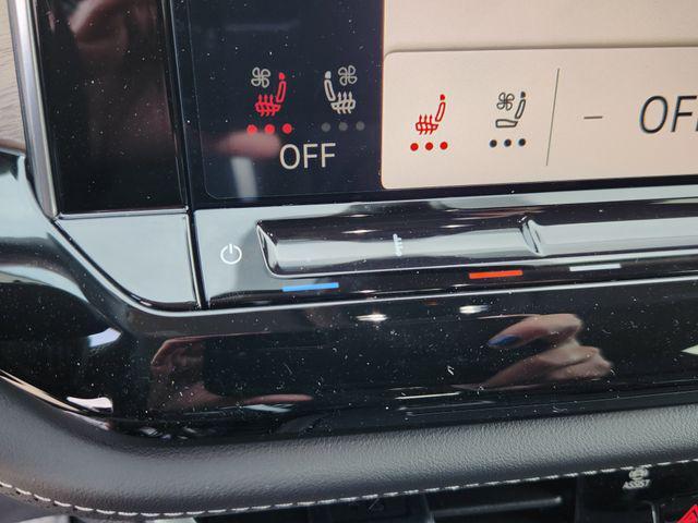 new 2026 Volkswagen Atlas car, priced at $40,875