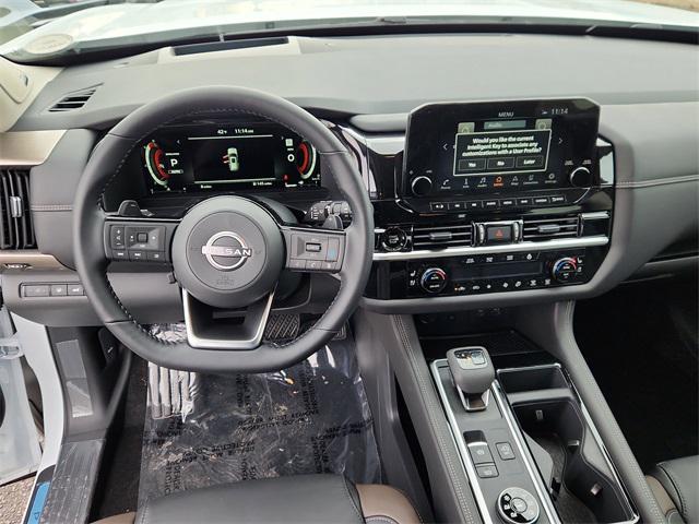 new 2025 Nissan Pathfinder car, priced at $45,670