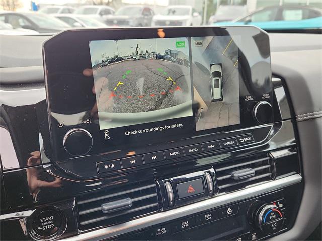 new 2025 Nissan Pathfinder car, priced at $45,670