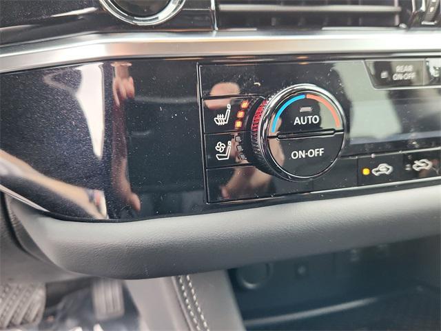 new 2025 Nissan Pathfinder car, priced at $45,670