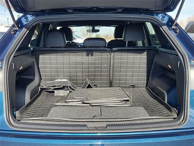 used 2023 Volkswagen Atlas Cross Sport car, priced at $26,999