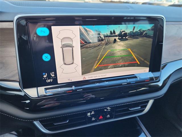 new 2026 Volkswagen Atlas car, priced at $45,589