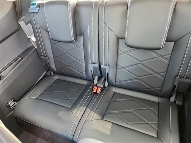 new 2026 Volkswagen Atlas car, priced at $45,589