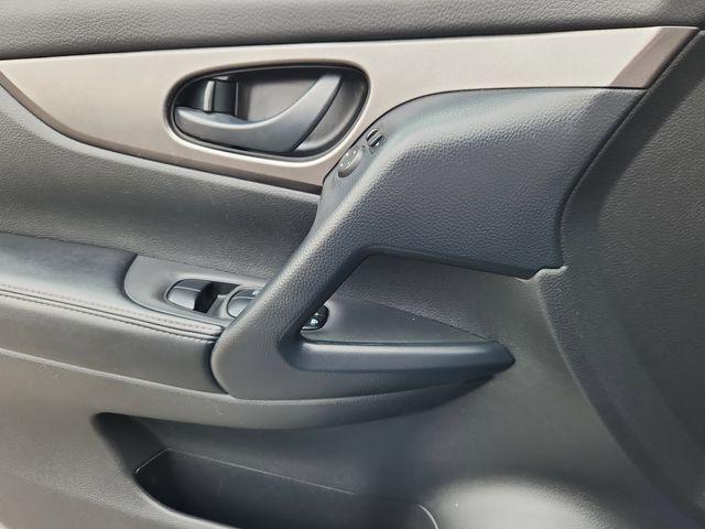 used 2020 Nissan Rogue Sport car, priced at $15,999