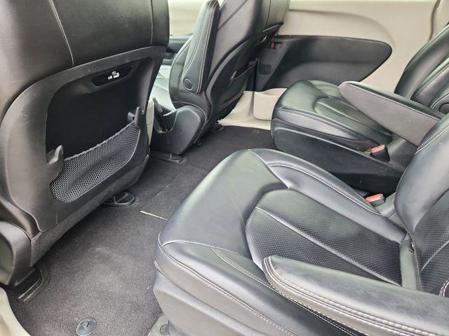 used 2023 Chrysler Pacifica Hybrid car, priced at $25,999