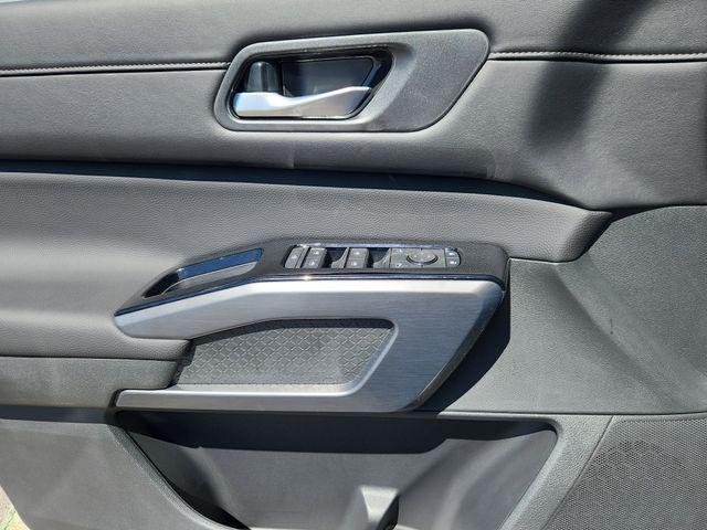 new 2026 Nissan Pathfinder car, priced at $45,236