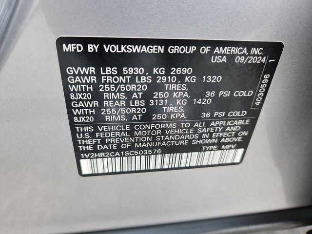 used 2025 Volkswagen Atlas car, priced at $32,999