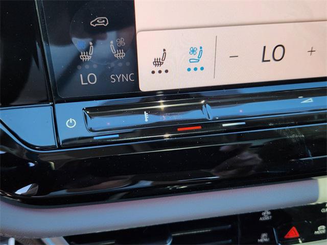 new 2026 Volkswagen Atlas car, priced at $46,694