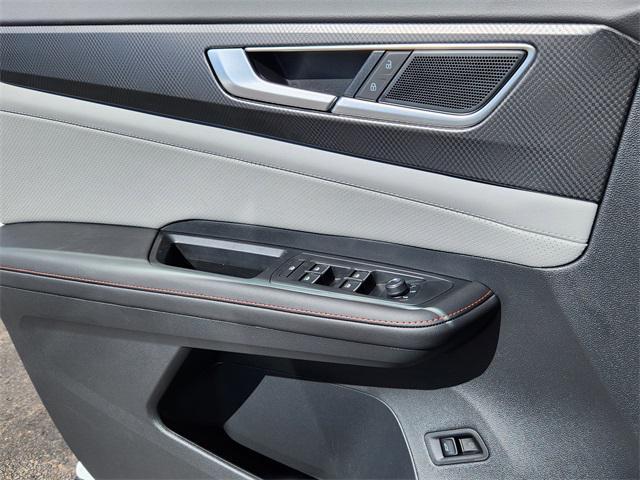 new 2026 Volkswagen Atlas car, priced at $46,694