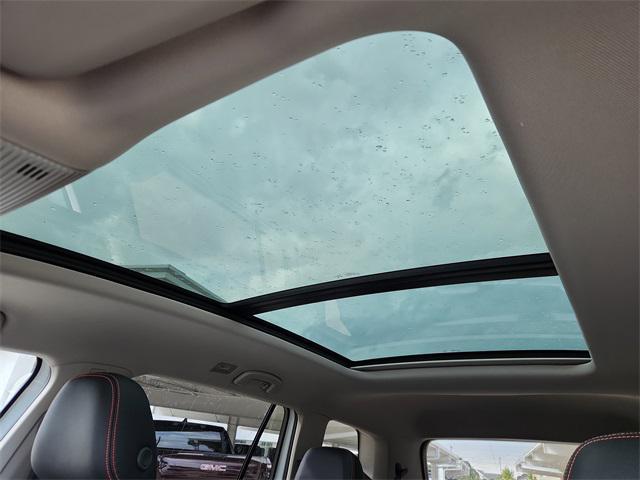 new 2026 Volkswagen Atlas car, priced at $46,194