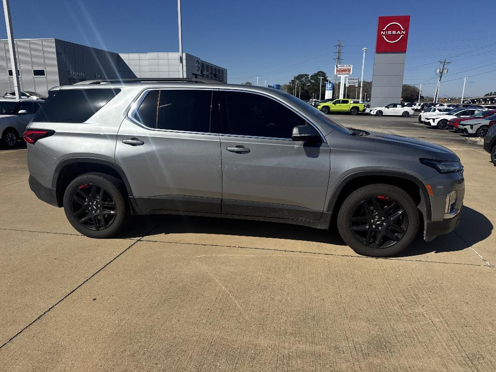 used 2023 Chevrolet Traverse car, priced at $23,899