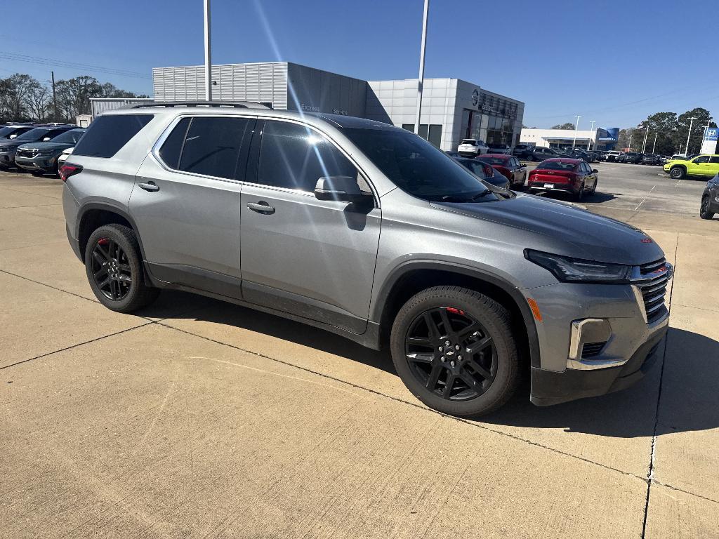 used 2023 Chevrolet Traverse car, priced at $23,899