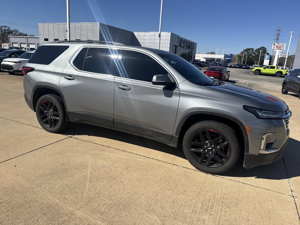 used 2023 Chevrolet Traverse car, priced at $23,899