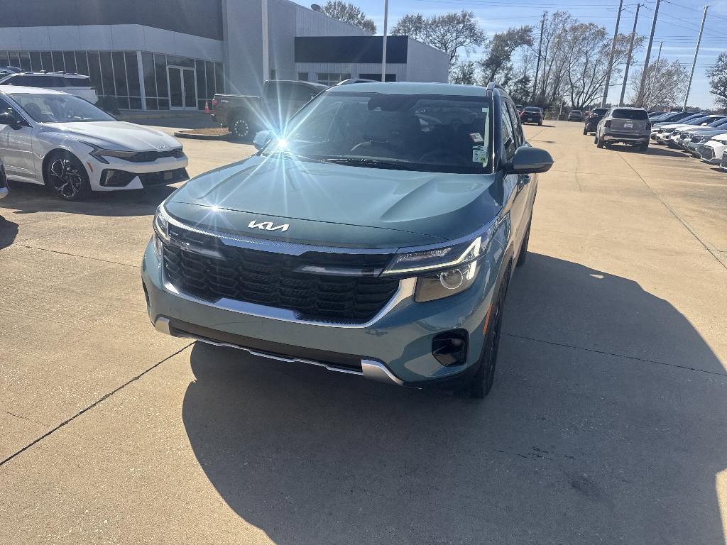 used 2024 Kia Seltos car, priced at $21,499