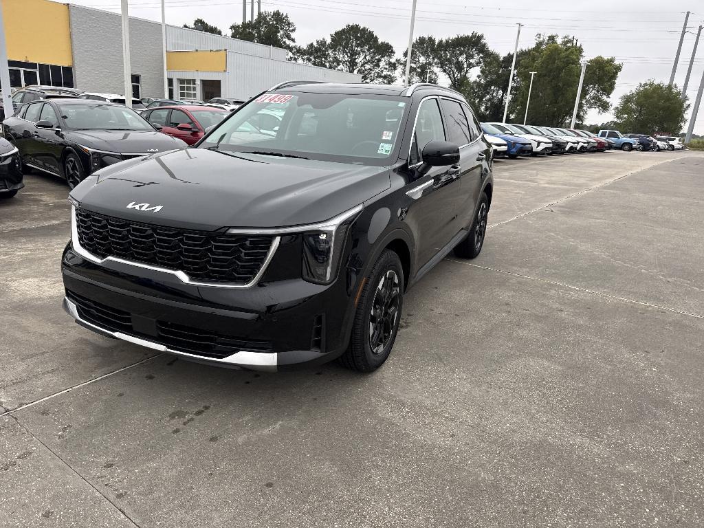 used 2025 Kia Sorento car, priced at $31,299