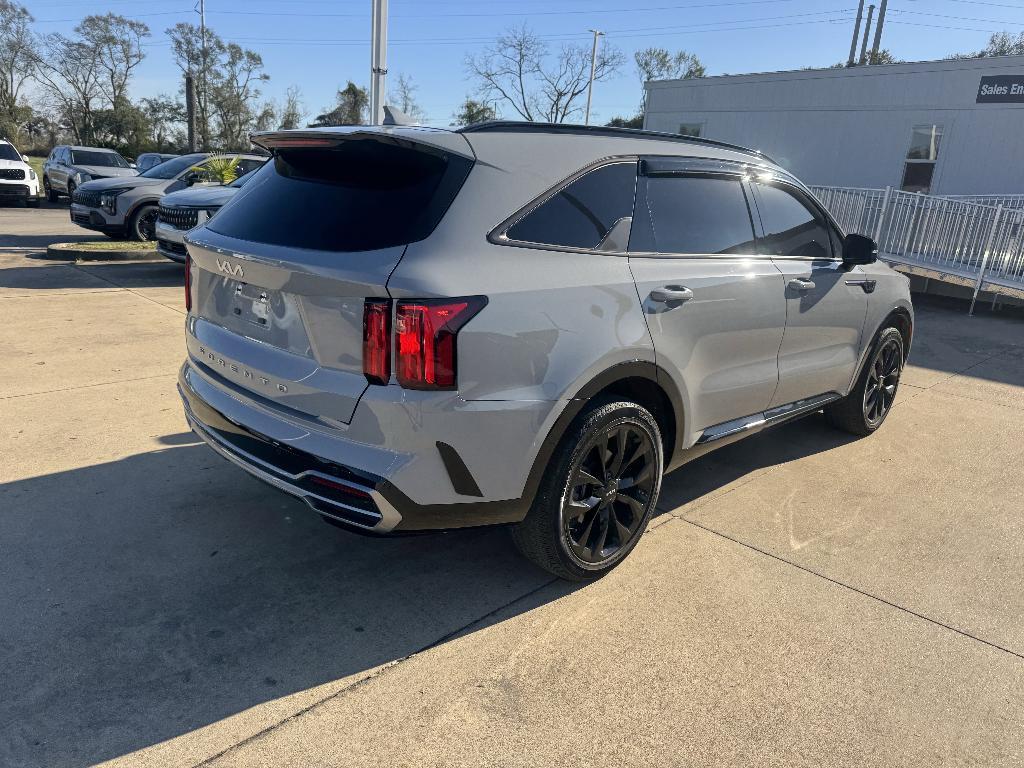 used 2022 Kia Sorento car, priced at $26,499