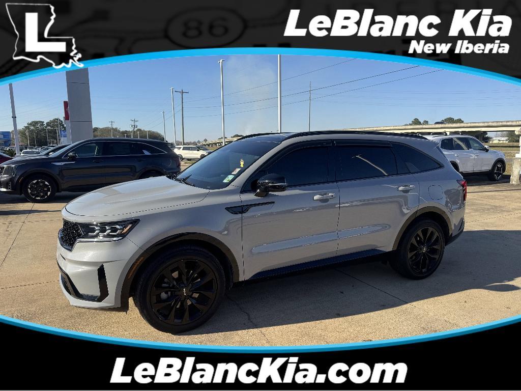 used 2022 Kia Sorento car, priced at $26,499