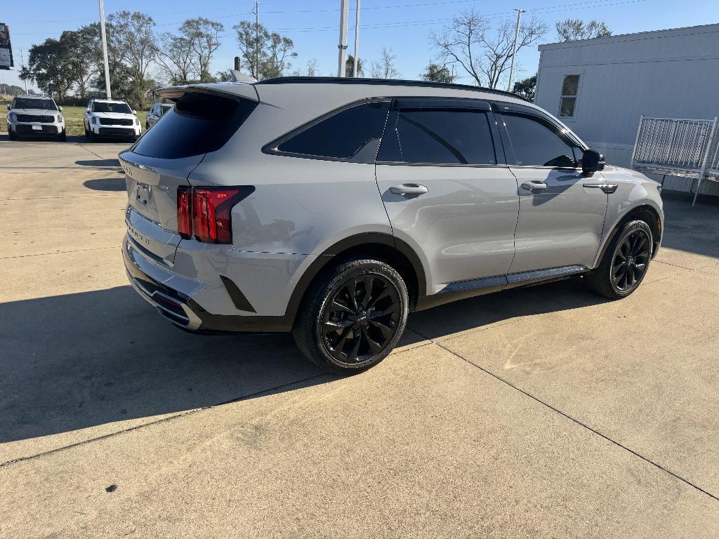 used 2022 Kia Sorento car, priced at $26,499