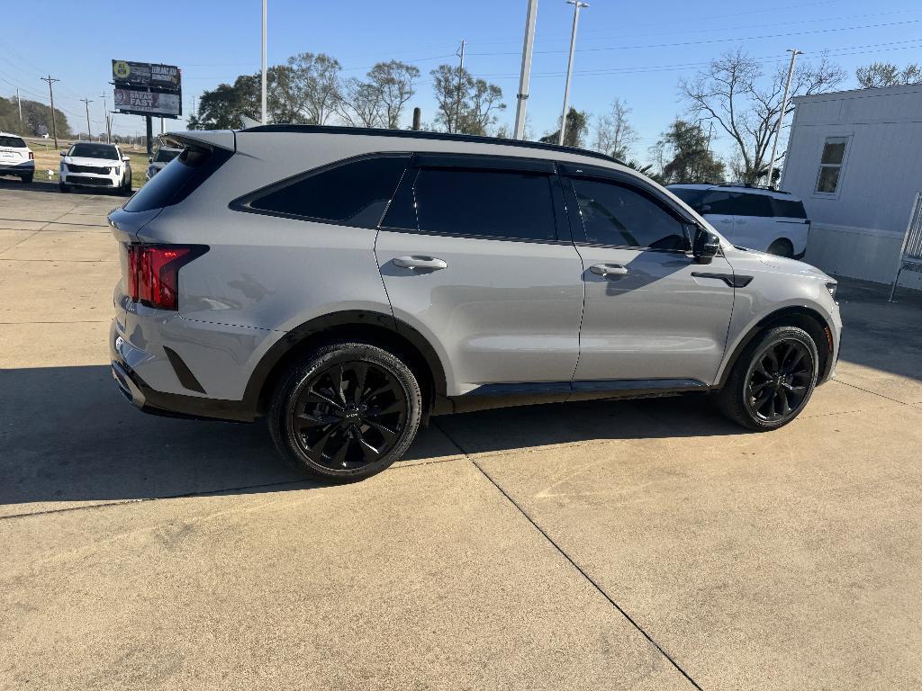 used 2022 Kia Sorento car, priced at $26,499