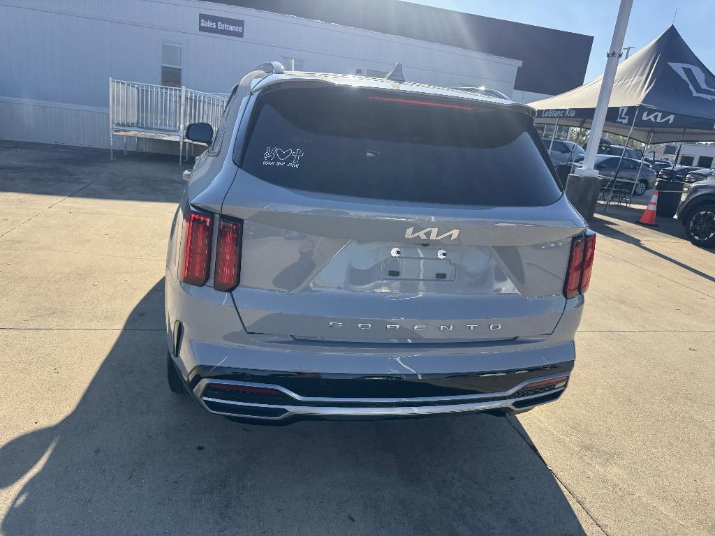 used 2022 Kia Sorento car, priced at $26,499