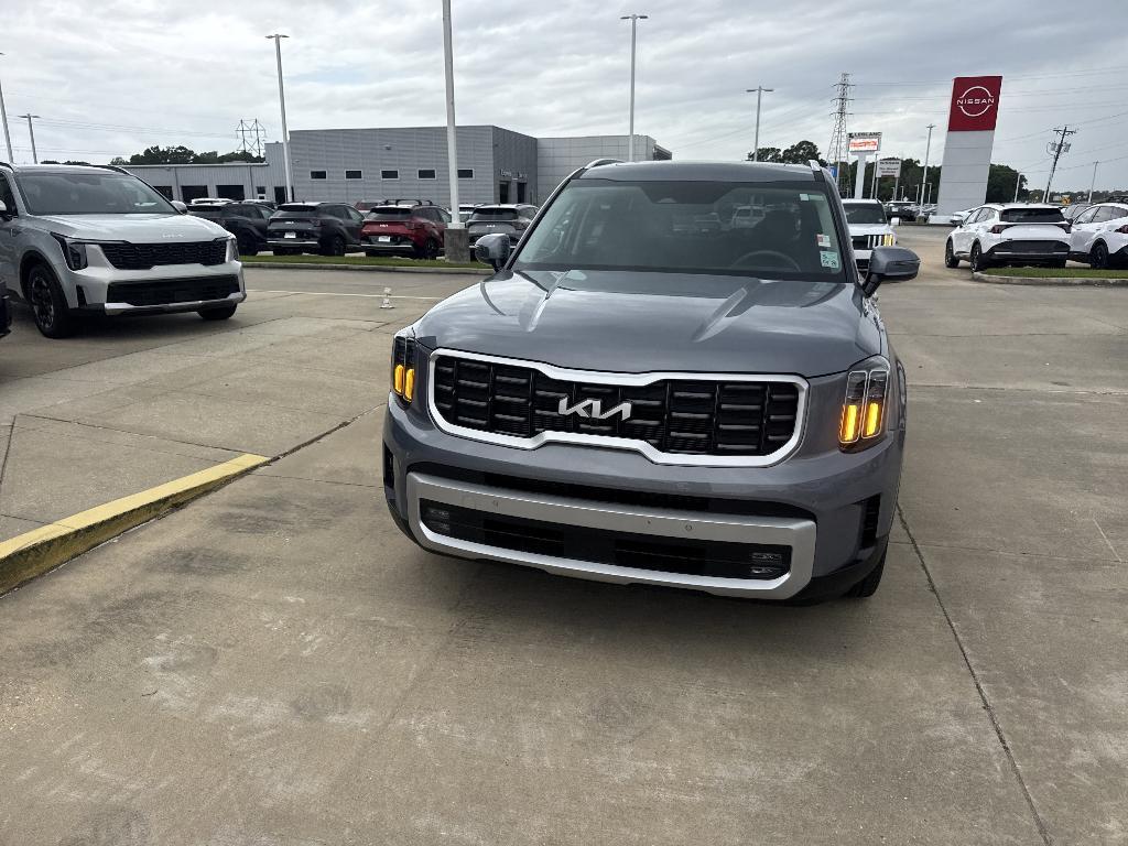 used 2024 Kia Telluride car, priced at $38,899