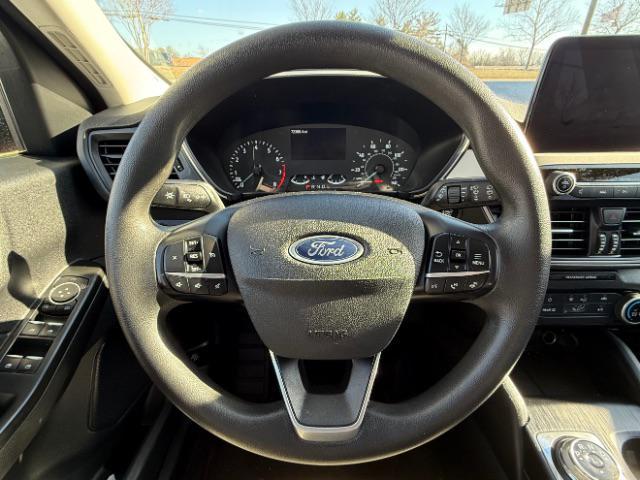 used 2022 Ford Escape car, priced at $15,495