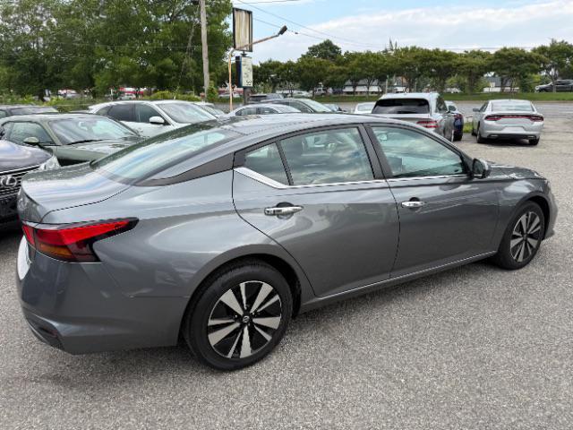 used 2022 Nissan Altima car, priced at $17,995