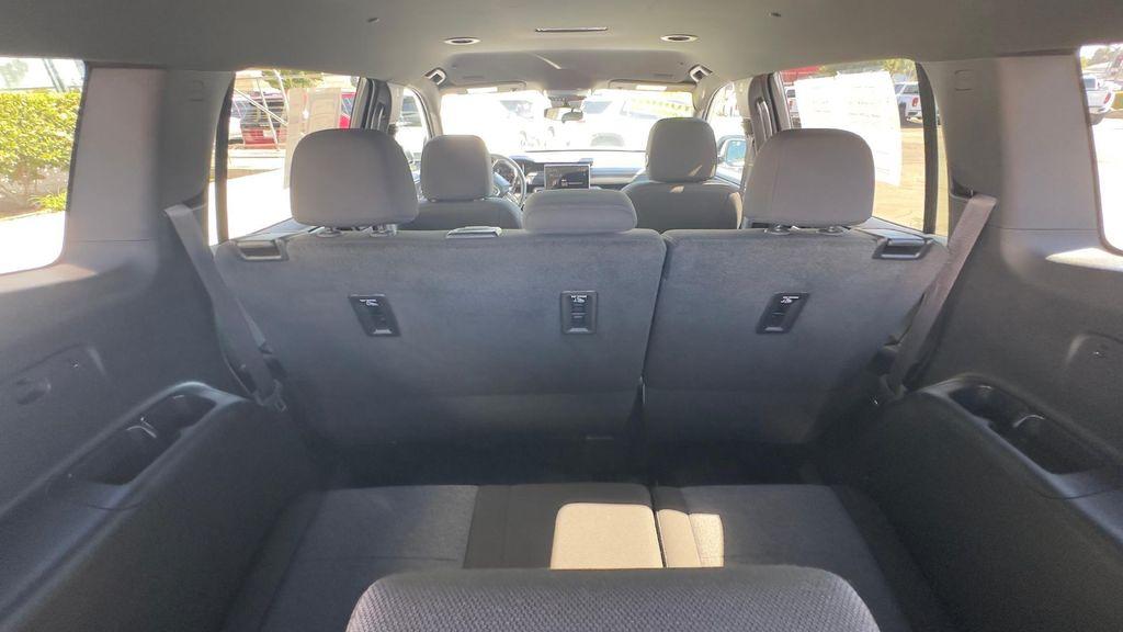 used 2025 GMC Acadia car, priced at $31,567