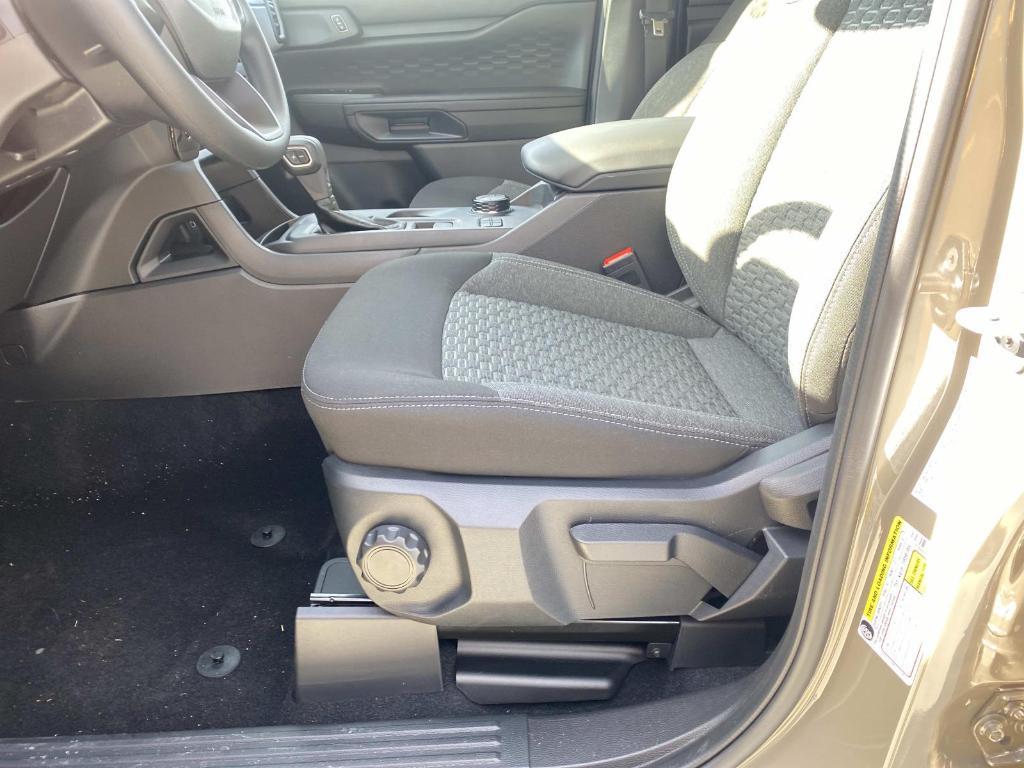 new 2025 Ford Ranger car, priced at $35,630