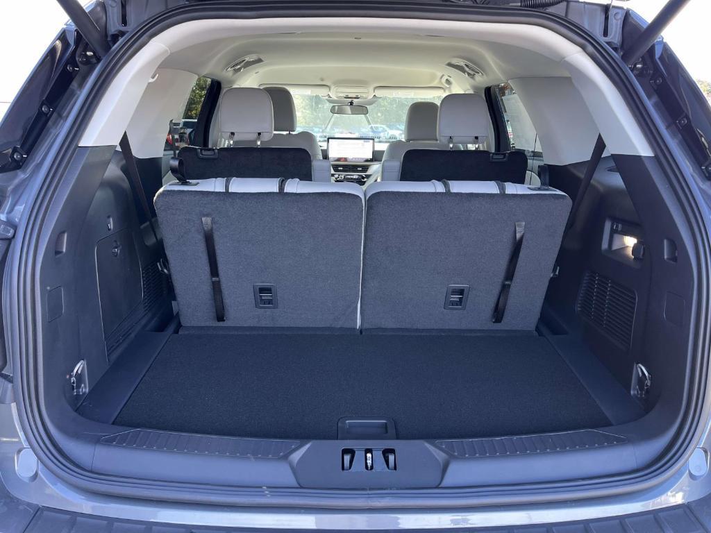 new 2026 Ford Explorer car, priced at $44,180