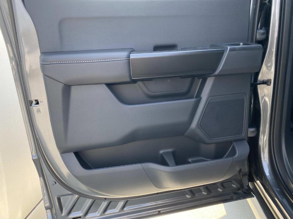 new 2026 Ford F-150 car, priced at $51,382