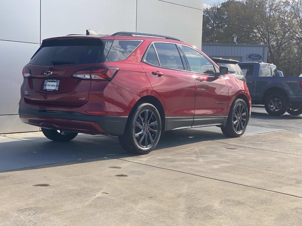 used 2024 Chevrolet Equinox car, priced at $25,897