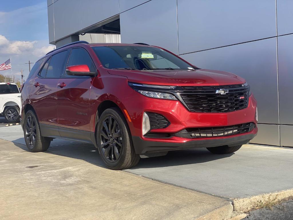 used 2024 Chevrolet Equinox car, priced at $25,897