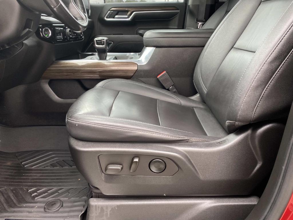 used 2022 Chevrolet Silverado 1500 car, priced at $32,997