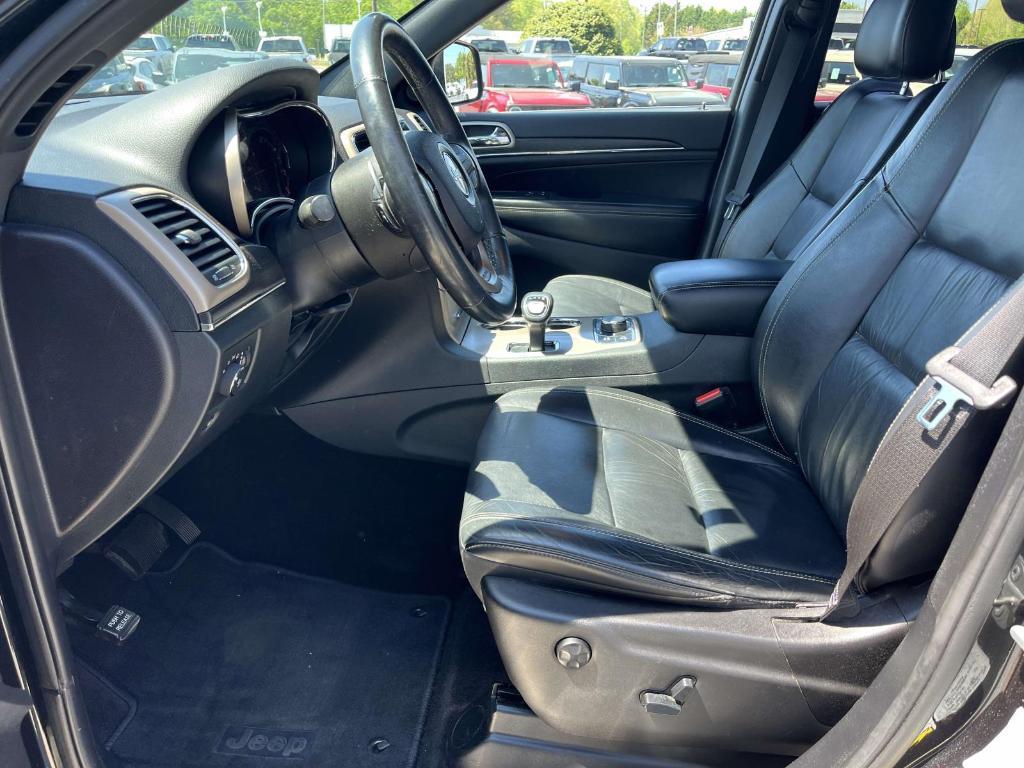 used 2015 Jeep Grand Cherokee car, priced at $12,799