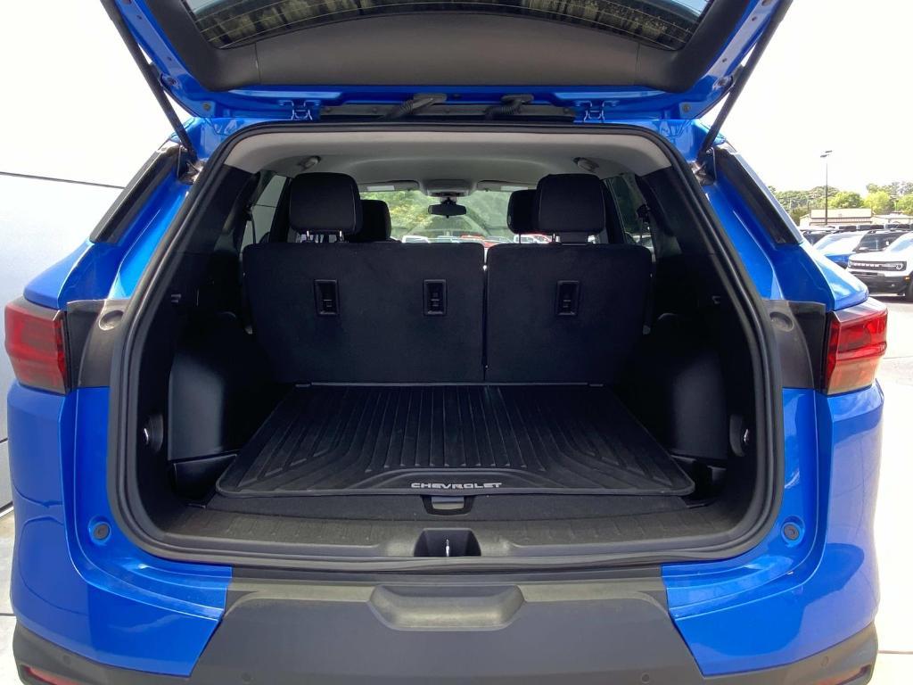 used 2024 Chevrolet Blazer car, priced at $25,376
