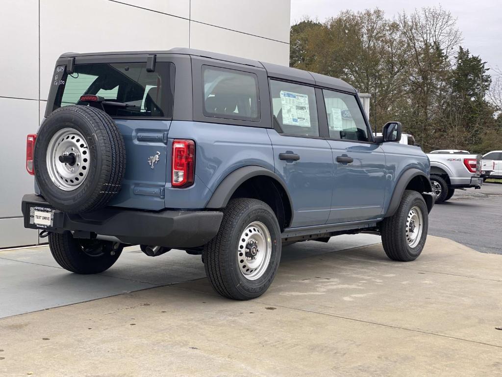 new 2025 Ford Bronco car, priced at $41,570