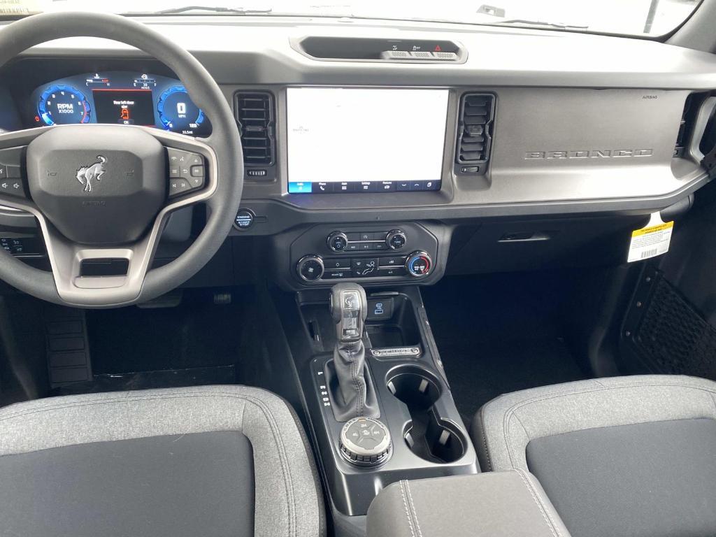 new 2025 Ford Bronco car, priced at $41,570
