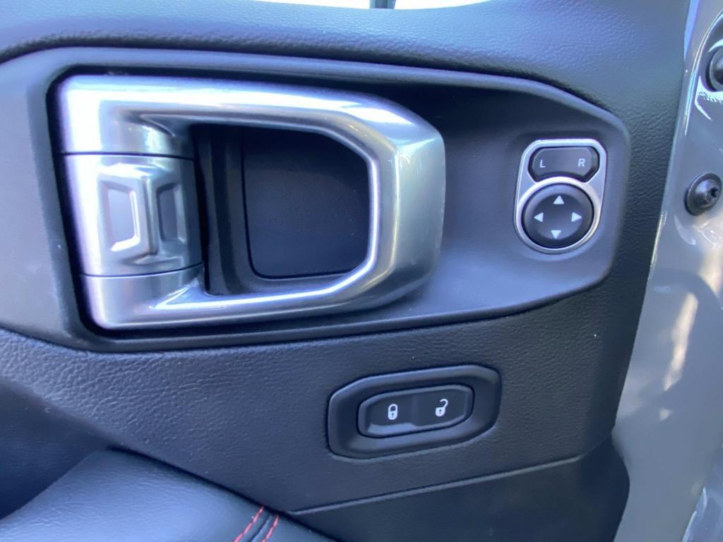 used 2021 Jeep Wrangler Unlimited car, priced at $36,397