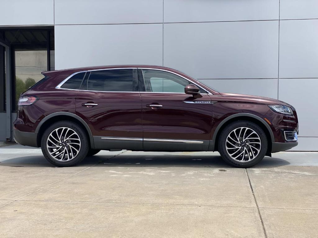 used 2019 Lincoln Nautilus car, priced at $18,599