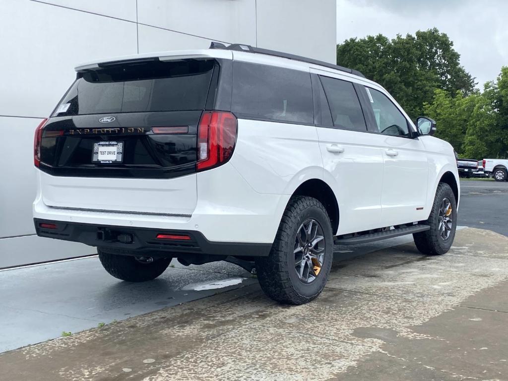 new 2026 Ford Expedition car, priced at $80,340