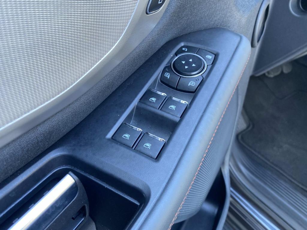 used 2025 Ford Expedition car, priced at $57,399