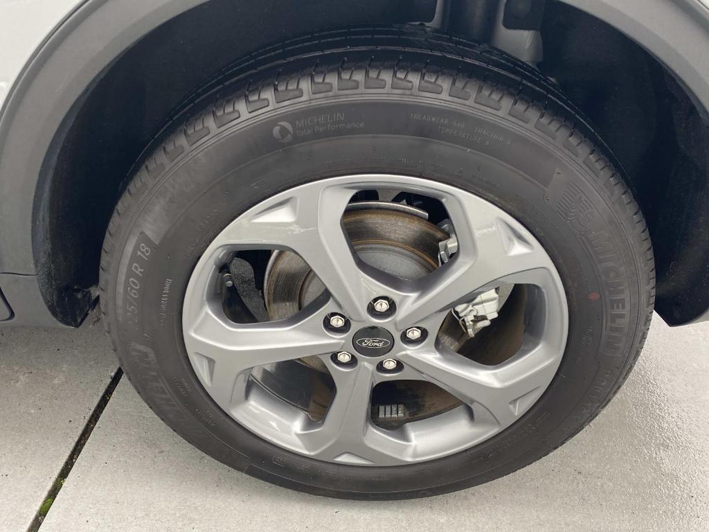 used 2025 Ford Escape car, priced at $24,399