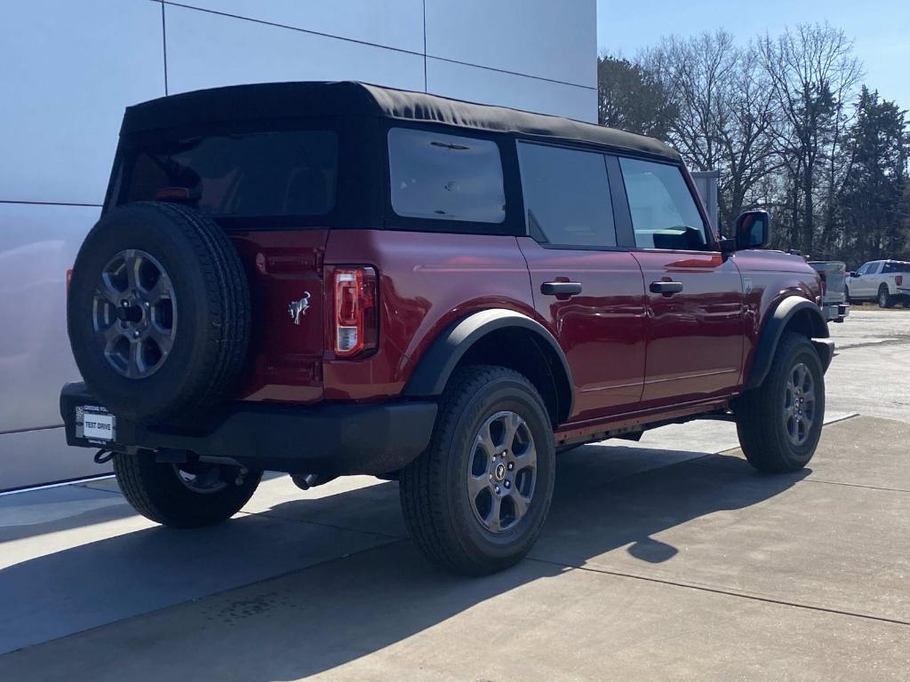 new 2025 Ford Bronco car, priced at $39,920