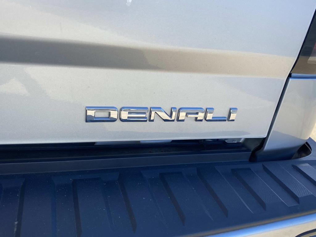 used 2018 GMC Sierra 1500 car, priced at $34,596