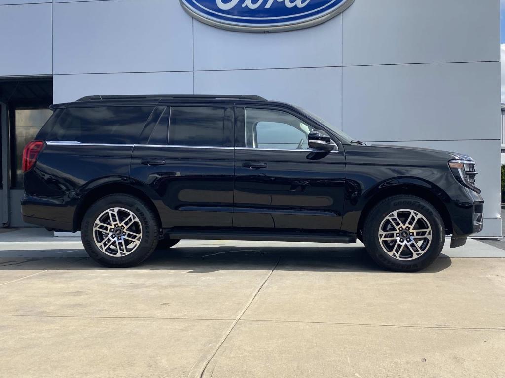 new 2026 Ford Expedition car, priced at $67,870