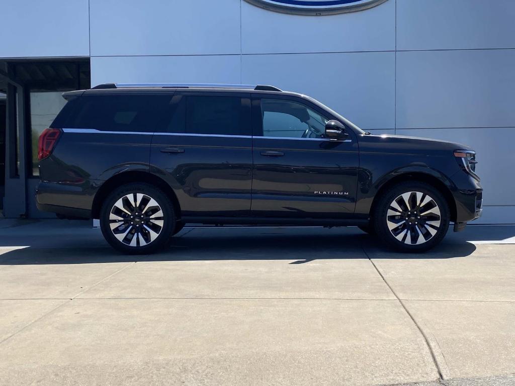 new 2026 Ford Expedition car, priced at $81,300