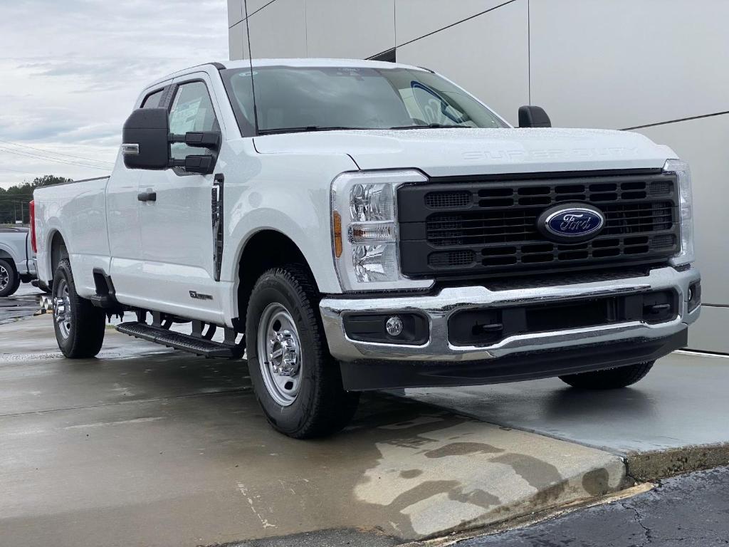 new 2025 Ford F-250 car, priced at $55,640