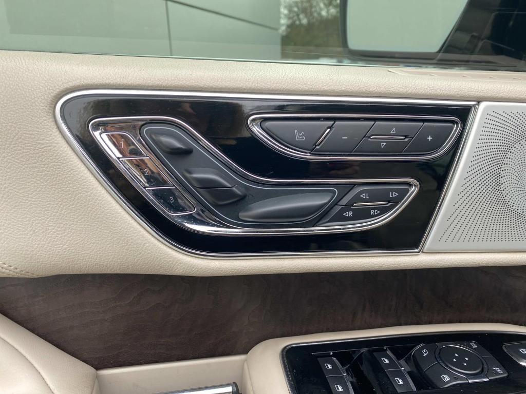 used 2019 Lincoln Navigator car, priced at $33,997